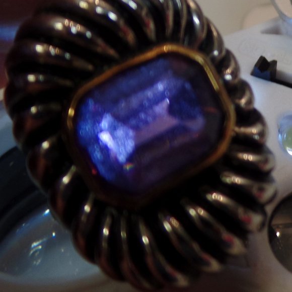 Vintage Gold & Silver Tone W Purple Stone CLIP On Earrings. Miss Jacksons Tulsa - Picture 12 of 12